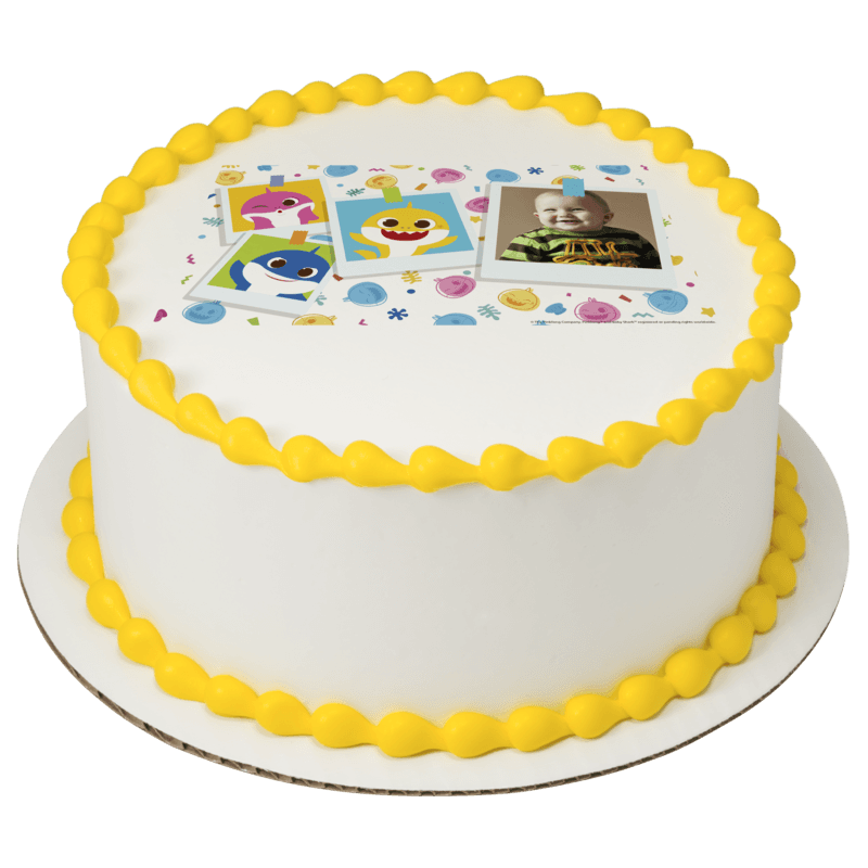 Baby Shark Finning Cake