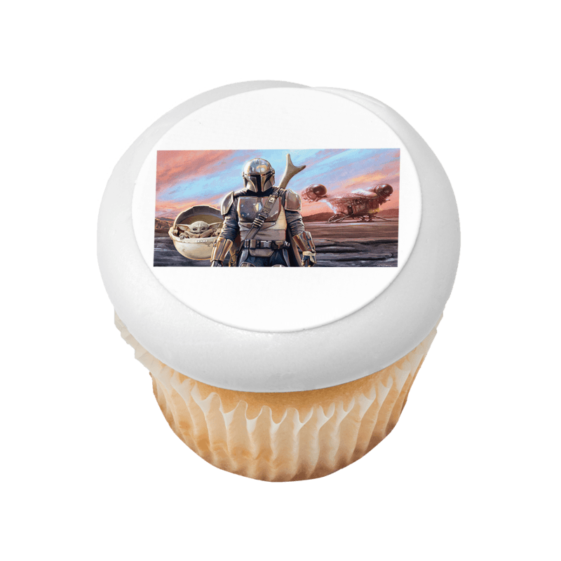 STAR WARS™ The Mandalorian The Mandalorian & The Bounty Cupcake